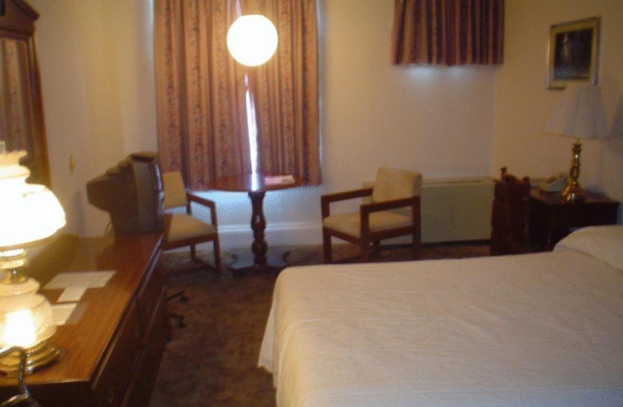 Old National Hotel Bath Bilik gambar